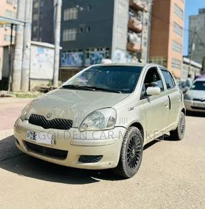 Toyota Vitz 2002