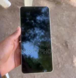 Samsung Galaxy A06 64 GB Gold