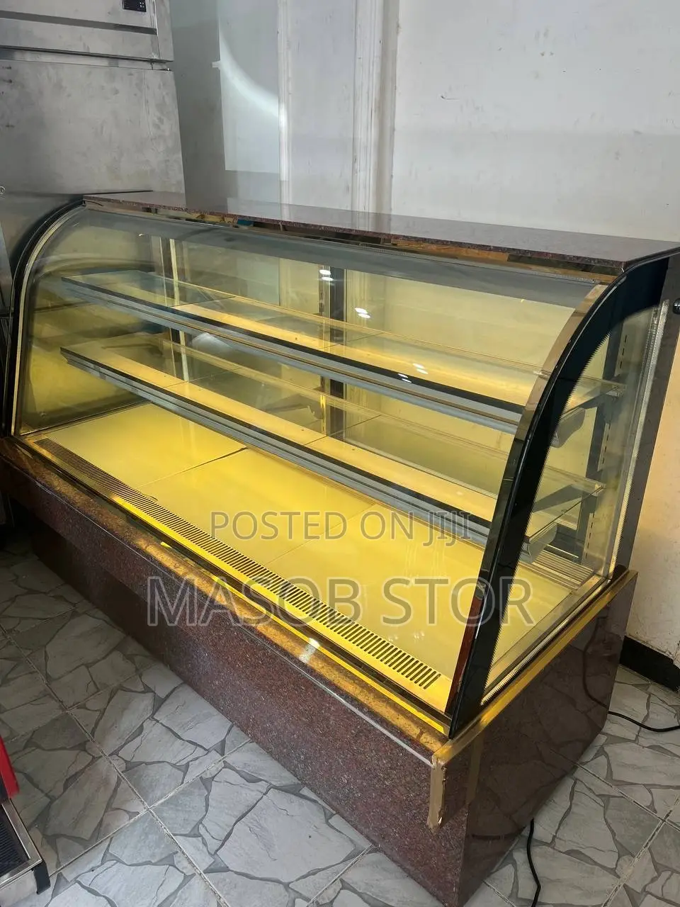 Cake Display - የኬክ ዲስፕለይ