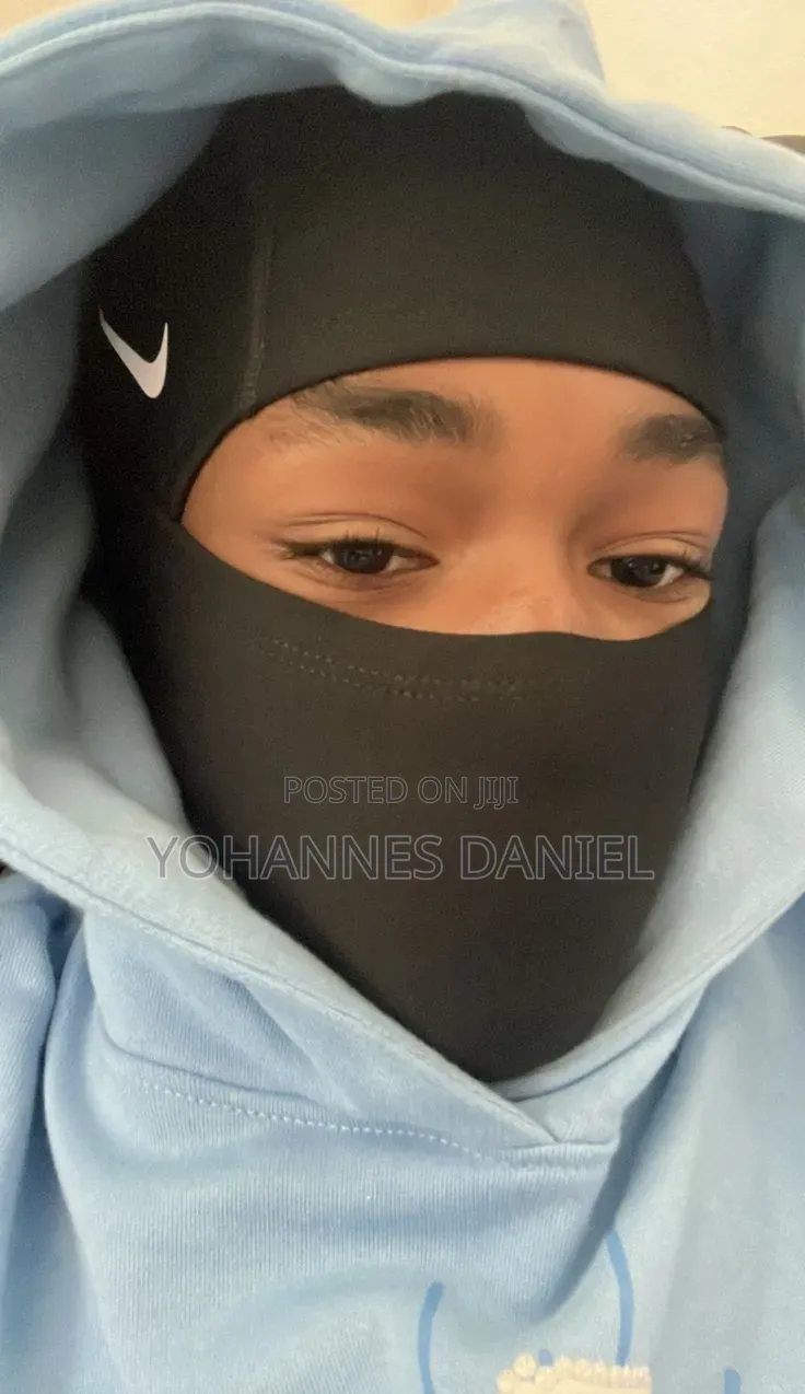 Nike Therma Fit Hood