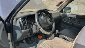 Mitsubishi L200 2003 Gray