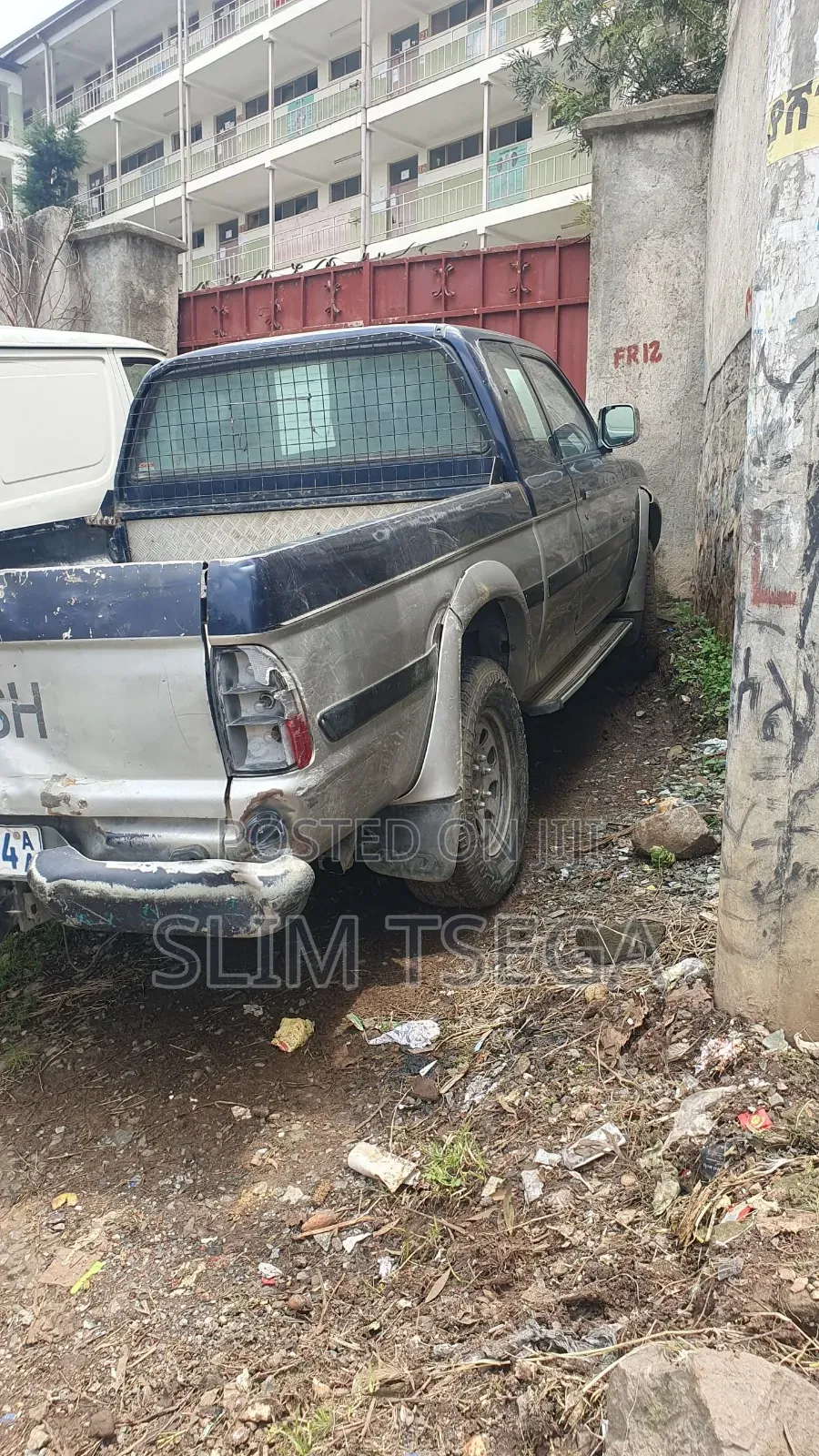 Mitsubishi L200 2003 Gray