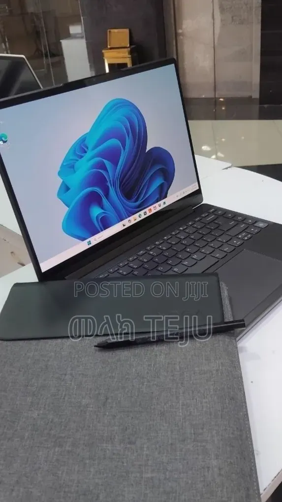 New Laptop Lenovo Yoga 11e 16GB Intel Core i7 SSD 1T