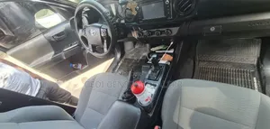 Toyota Tacoma 2019 Gray