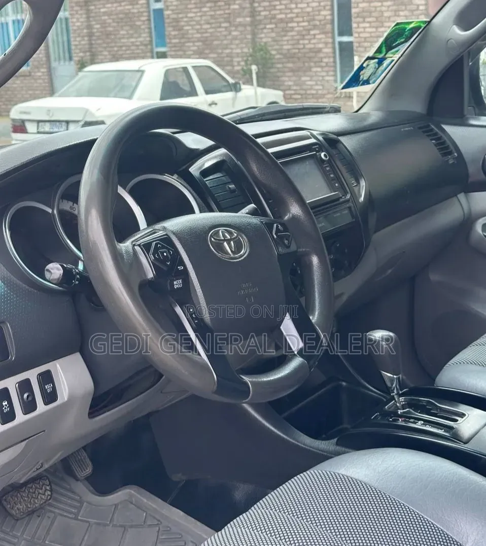 Toyota Tacoma 2019 Gray