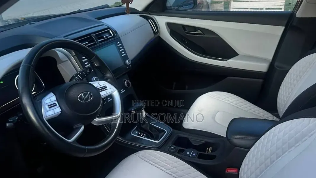 Hyundai Creta 2023 Gray