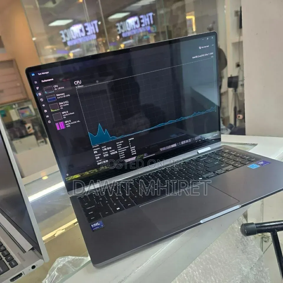 New Laptop Samsung Galaxy Book6 Ultra 16GB Intel Core Ultra 7 SSD 512GB