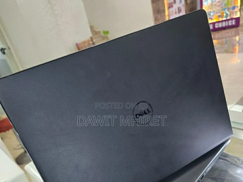 New Laptop Dell XPS 15 4GB Intel Core i5 HDD 1T