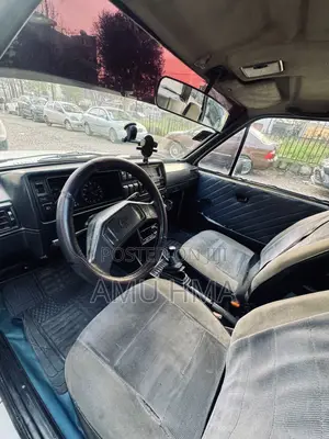 Volkswagen Golf 1987 White