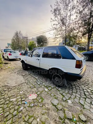 Volkswagen Golf 1987 White
