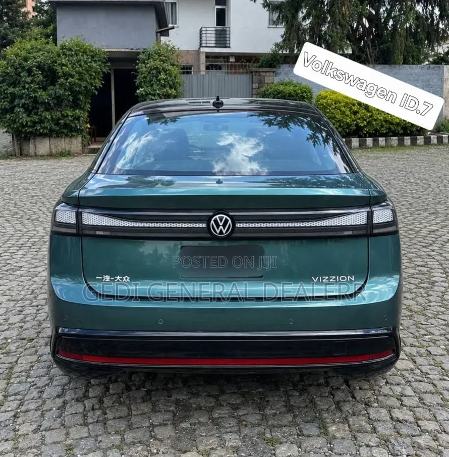 Volkswagen ID.7 2025 Green