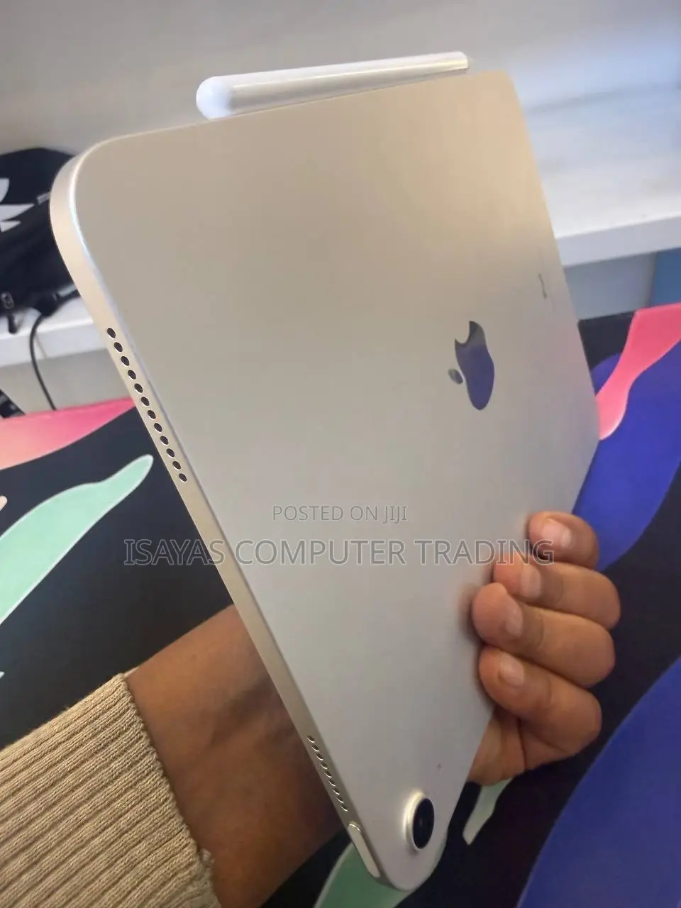 New Apple iPad (2022) 64 GB Silver