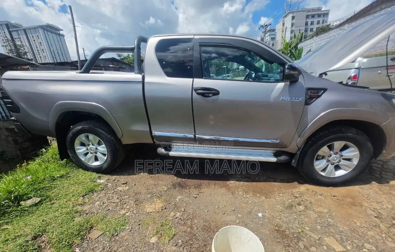 Toyota Hilux 2020