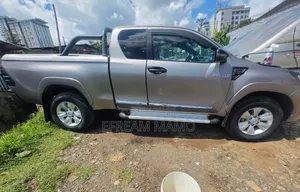 Toyota Hilux 2020