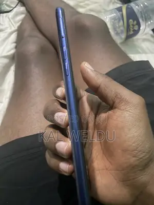 Samsung A10 32 GB Blue