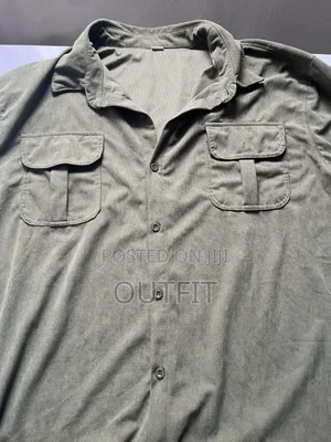 Casual Minimalist Mens Shirt