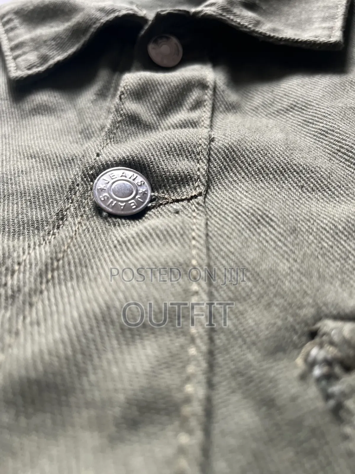 Casual Minimalist Mens Shirt