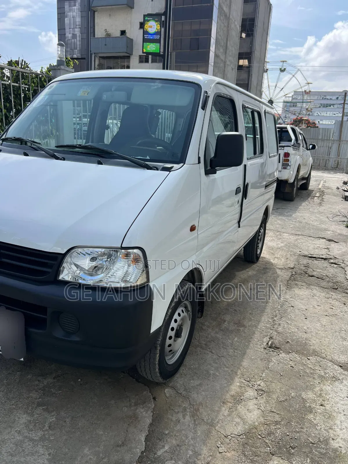 Suzuki Eeco 2024 White