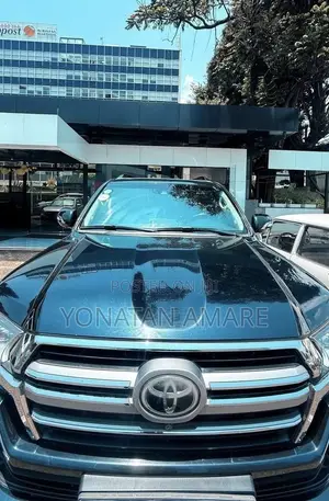 Toyota Land Cruiser 4.5 V8 VXR 2020 Black