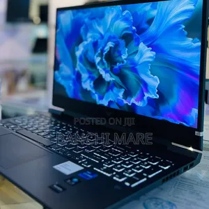 New Laptop HP Victus 16 16GB Intel Core i7 SSD 512GB