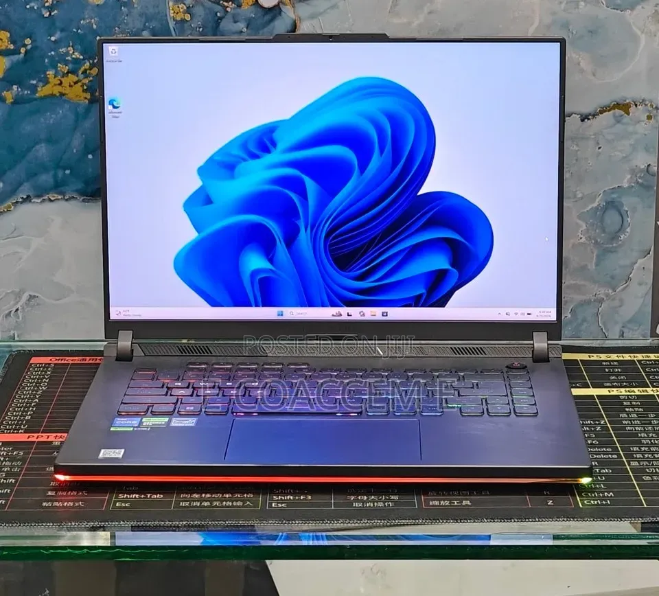 New Laptop Asus 16GB Intel Core i7 SSD 1T