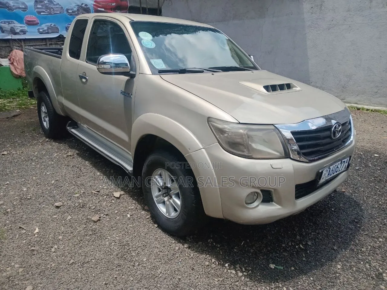 Toyota Hilux 2012 Red