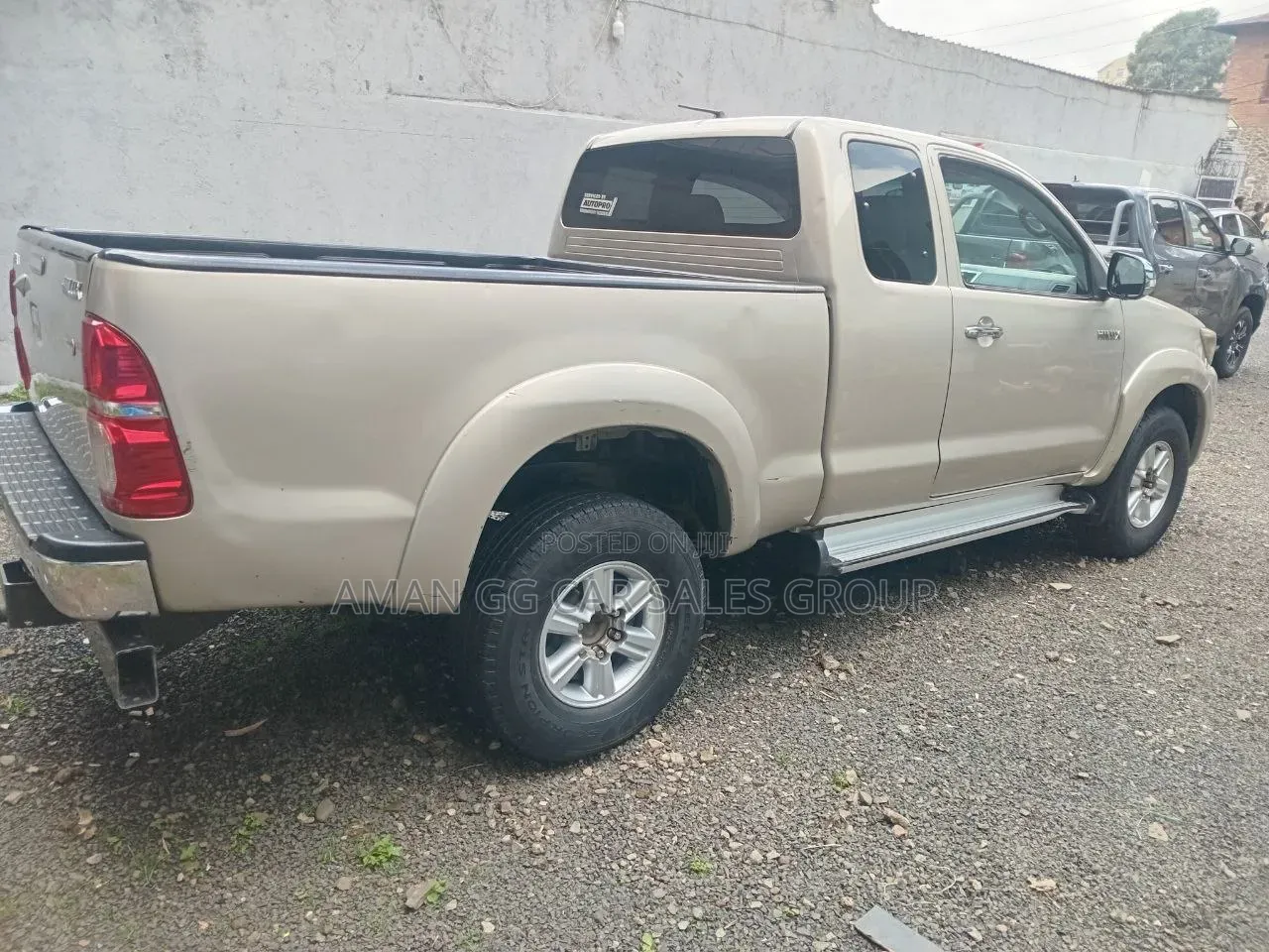 Toyota Hilux 2012 Red