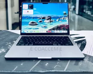 New Laptop Apple MacBook 16GB SSD 512GB