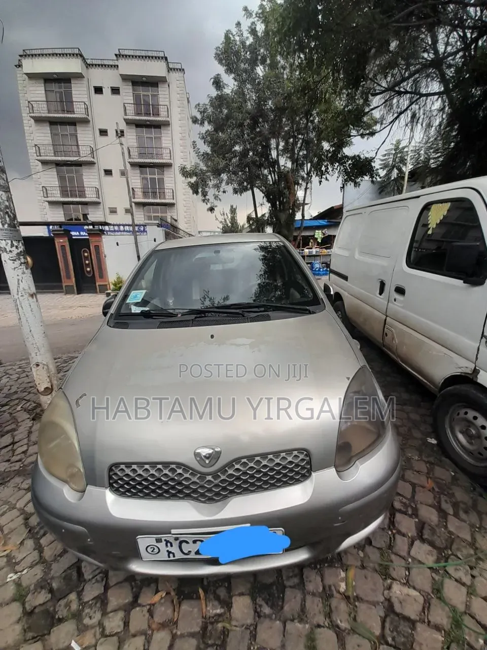 Toyota Vitz 2004 Gray
