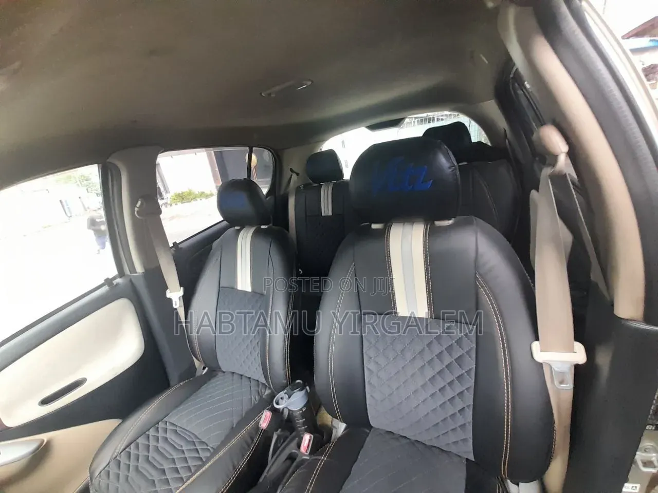 Toyota Vitz 2004 Gray