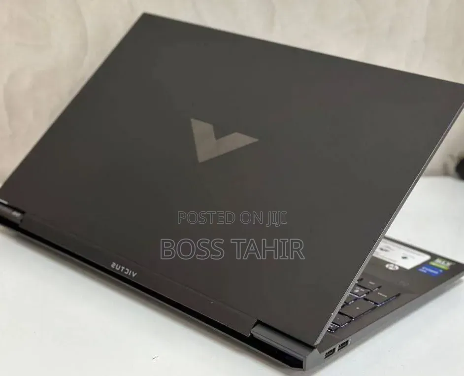 New Laptop HP Victus 16 16GB Intel Core i7 SSD 512GB