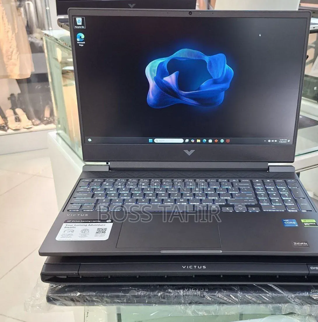 New Laptop HP Victus 15 16GB Intel Core i5 SSD 512GB