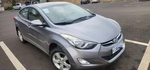 Hyundai Elantra 2011