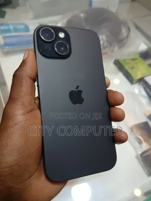 New Apple iPhone 15 128 GB Black
