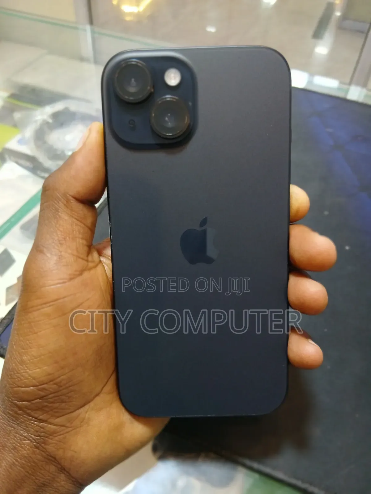 New Apple iPhone 15 128 GB Black