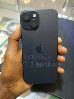 New Apple iPhone 15 128 GB Black