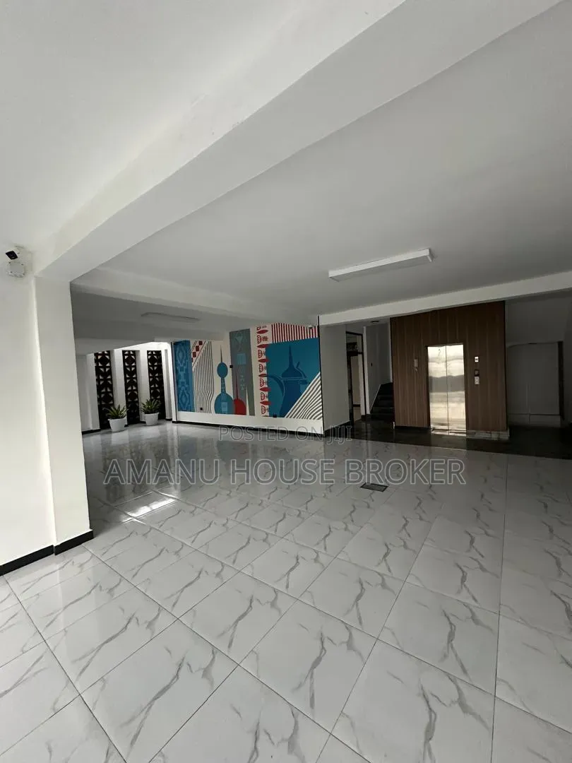 15bdrm Townhouse / Terrace in Addis Abeba, Kirkos for rent