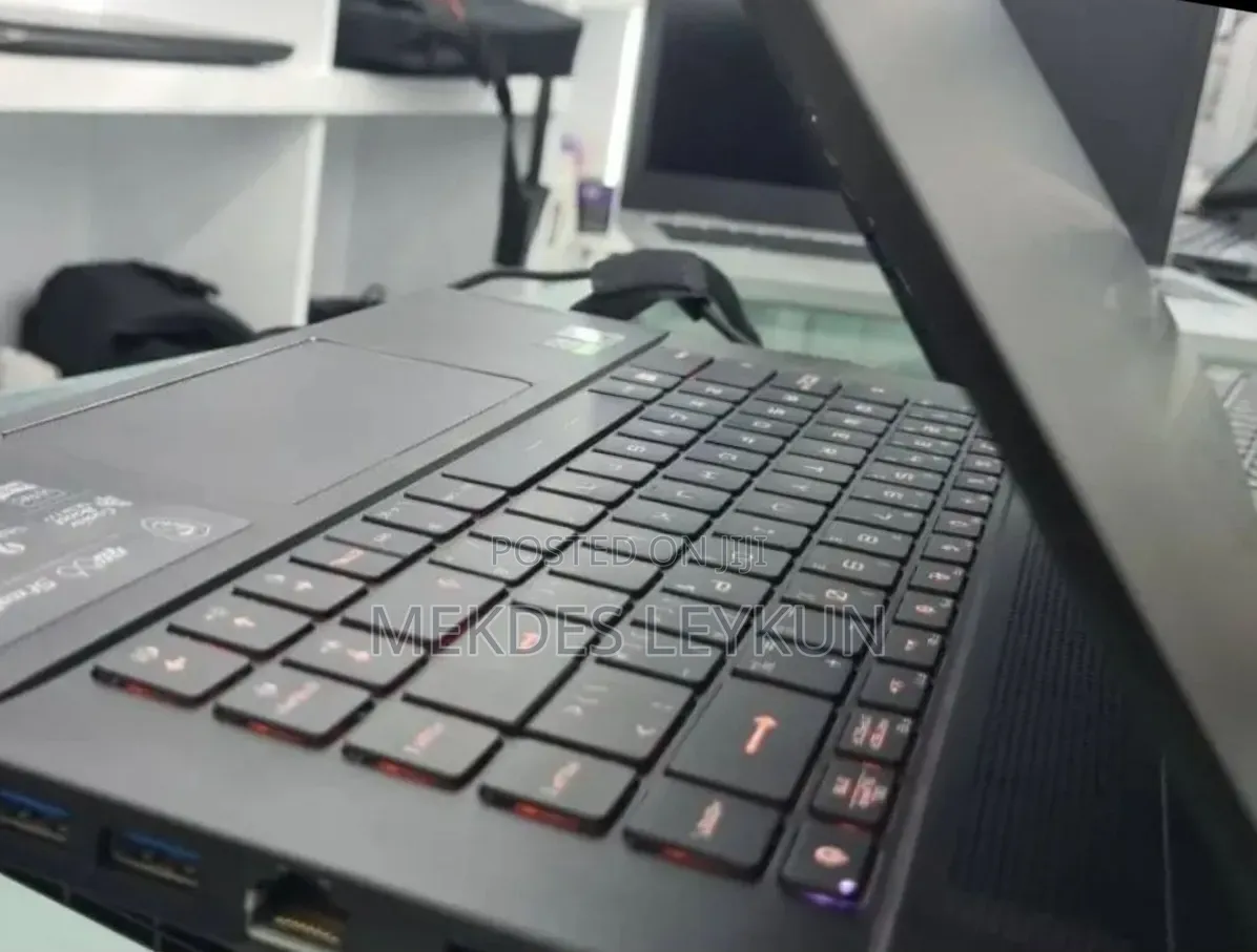 New Laptop MSI Stealth GS77 16GB Intel Core i7 SSD 1T