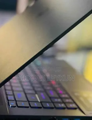 New Laptop MSI Stealth GS77 16GB Intel Core i7 SSD 1T