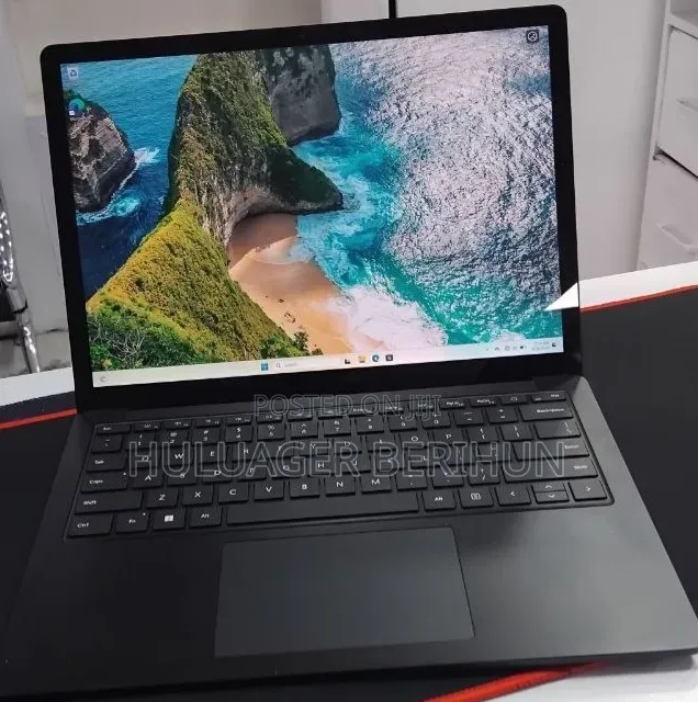 New Laptop Microsoft Surface Laptop 5 16GB Intel Core i7 SSD 256GB