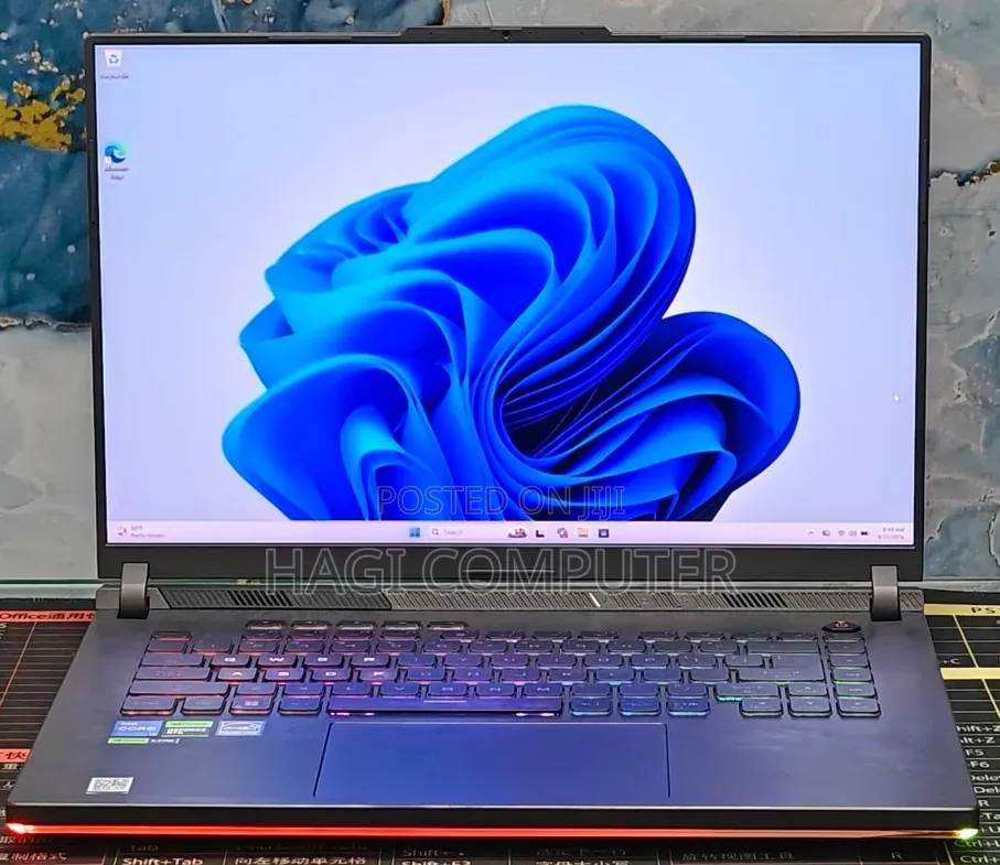 New Laptop Asus ROG Strix G16 16GB Intel Core i7 SSD 1T