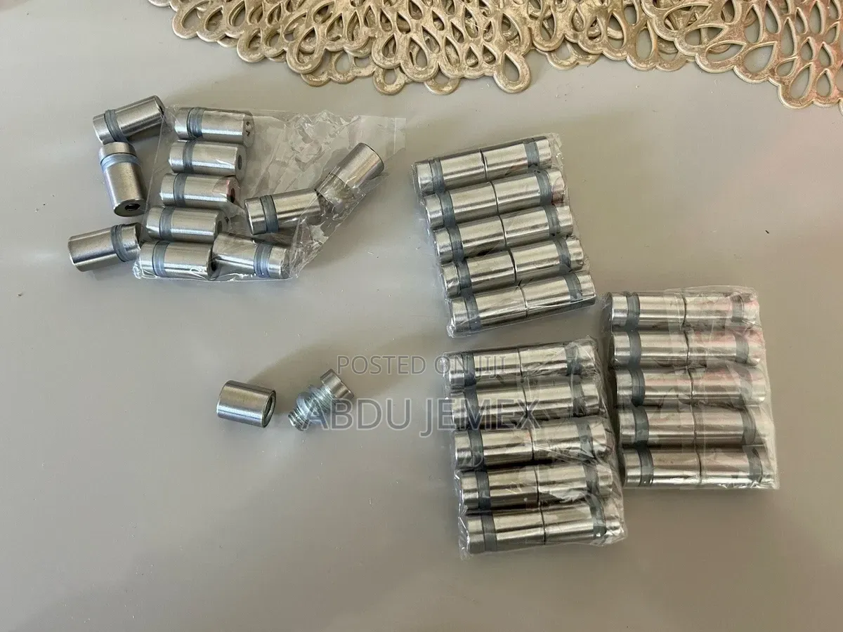 Spacer/Glass Holder