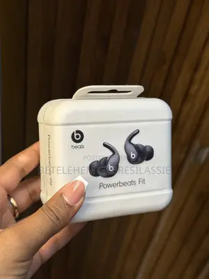 Beats Powerbeats Fit