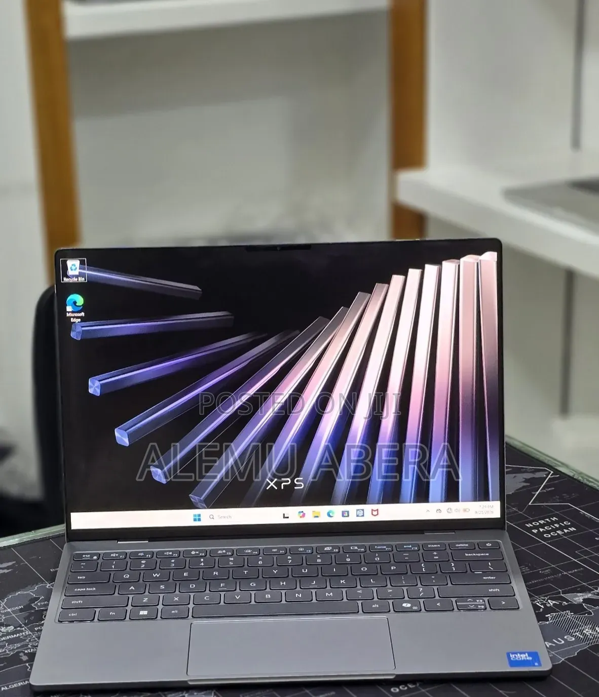 New Laptop Dell XPS 13 8GB Intel Core 5 SSD 512GB