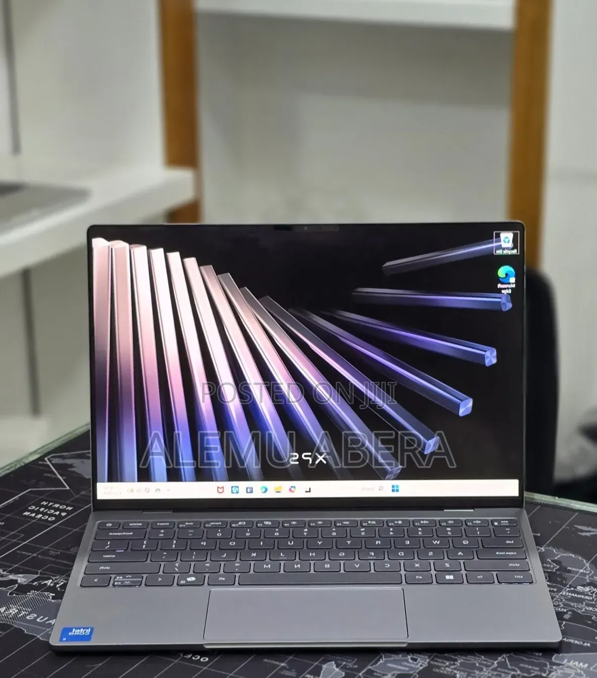 New Laptop Dell XPS 13 8GB Intel Core 5 SSD 512GB