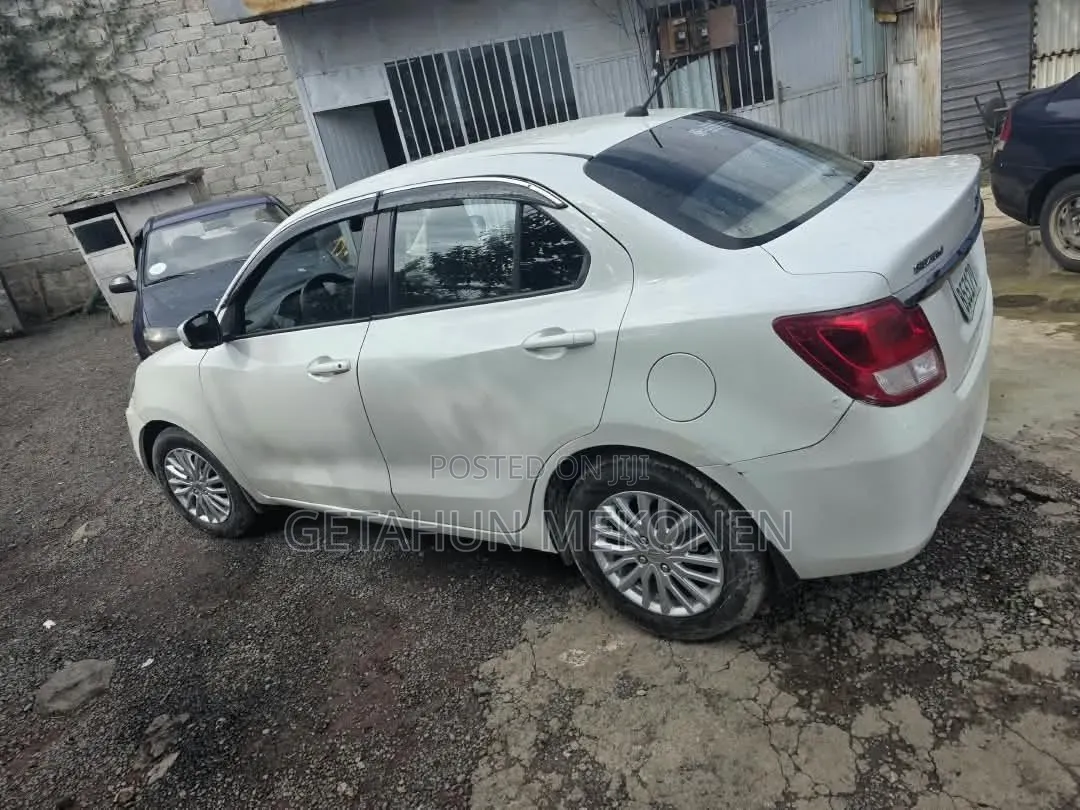 Suzuki Dzire 2022 White