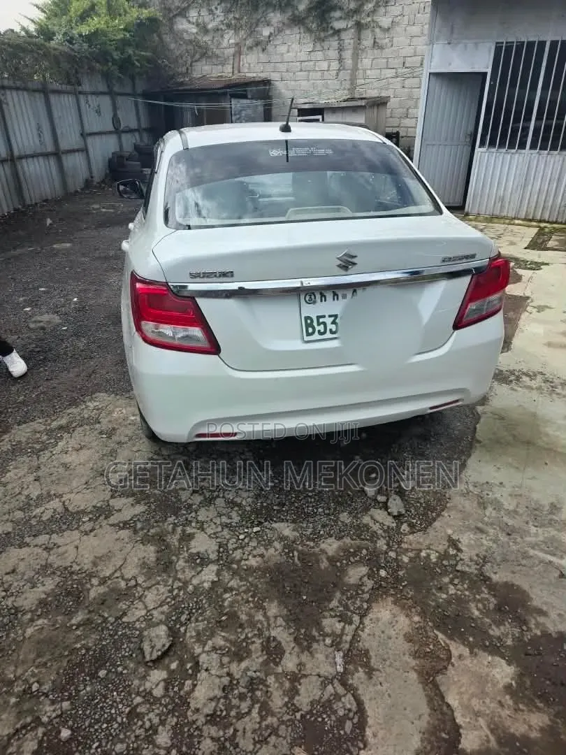 Suzuki Dzire 2022 White