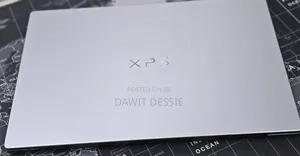 New Laptop Dell XPS 13 8GB Intel Core 5 SSD 512GB