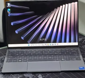 New Laptop Dell XPS 13 8GB Intel Core 5 SSD 512GB