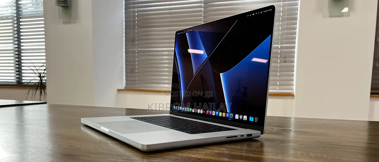 Laptop Apple MacBook Pro 2021 M1 Max 64GB Apple M1 Max SSD 1T